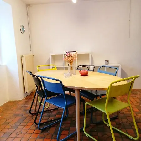 Maison En * La Rochelle (Charente-Maritime)